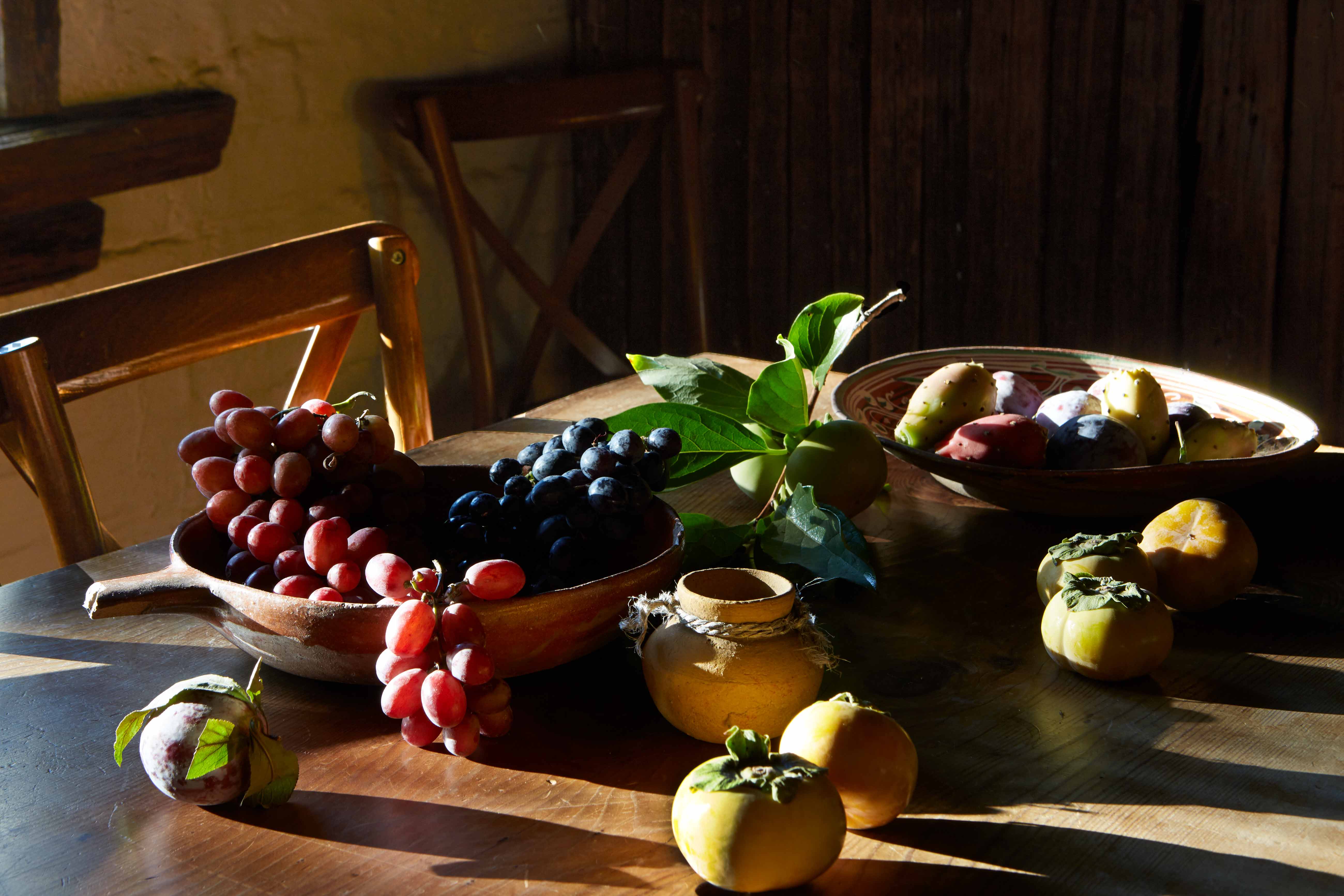 mexican still life, persimmons, plums, Rose Hodges Food Photography San Francisco